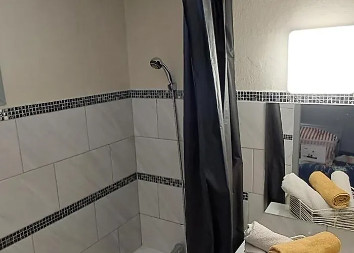 Calme, 6 Pers, La Barbade * Ле дез Альп